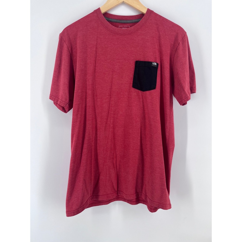 The North Face Mens Red Heather Pocket T-Shirt Classic Fit M Graphic Back Casual